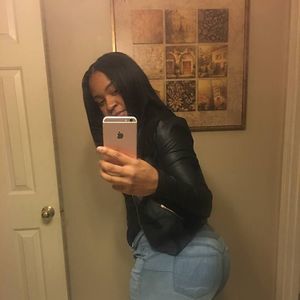 Meet your Posher, Danni